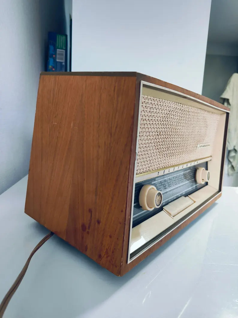 Vintage Telefunken Jubilate de Luxe 1361W Tube Radio | Mid-Century German Radio | Fully Working Retro