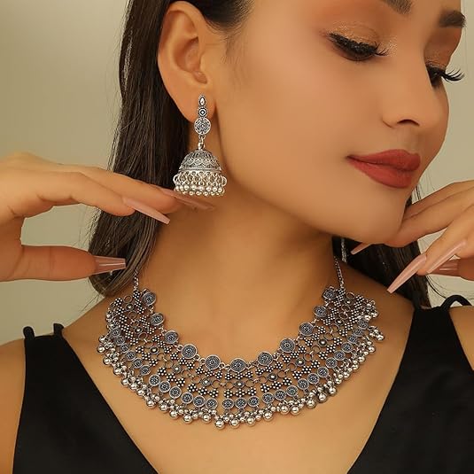 Indian Bollywood Traditional Jhumka Jewellery Set for Women Large Big Tassel Beaded Kundan Ethnic Wedding Wear Party Festival Choker Necklace Earrings Maang Tikka Traditional Fashion Antique Jewelry