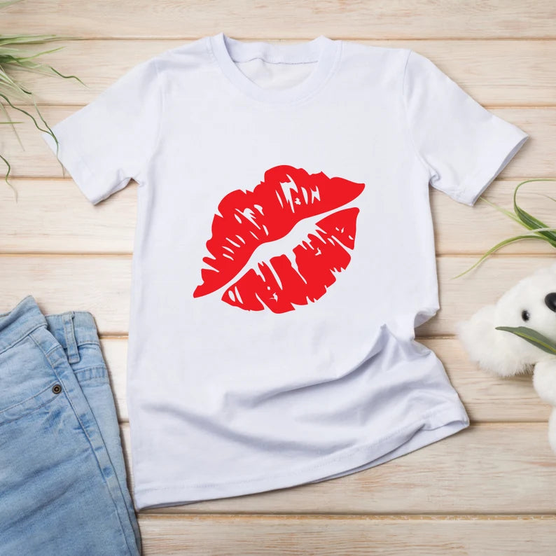Lips svg\ red lips svg bundle\ Kiss svg\ American lips svg\ Kiss desig\ Cricut and silhouette\ Instant Download kiss me svg