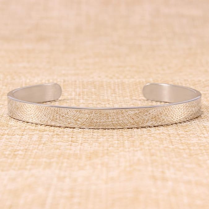 Bracelets for Women Mothers Day Bracelet Gifts from Daughter Inspirational Gifts for Women Graduation Gifts for Her Motivational Birthday Cuff Bangle