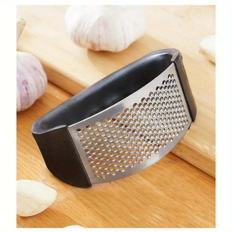 Manual Circular Kitchen Garlic Stripper with Rocker Arm, Washable Metal Garlic Masher for Food Contact, Ideal for Home & College Dorm Essentials, Food Preparation Essentials | Modern Kitchen Tool | Durable Kitchenware