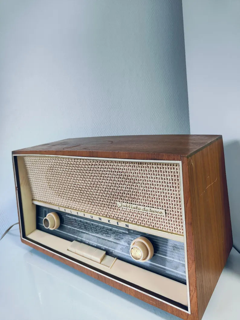 Vintage Telefunken Jubilate de Luxe 1361W Tube Radio | Mid-Century German Radio | Fully Working Retro